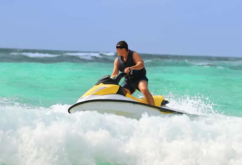 Jet ski sur la côte de Djerba – photo 3